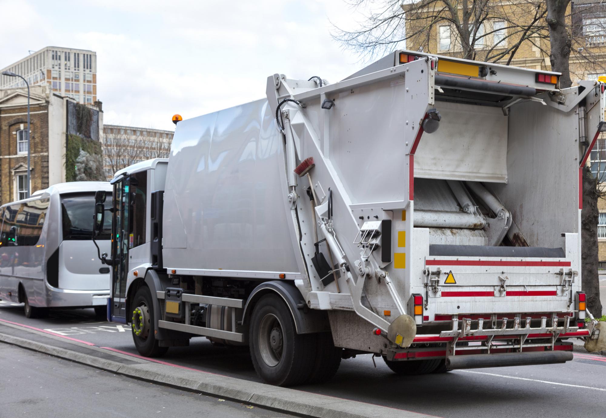 Bin truck