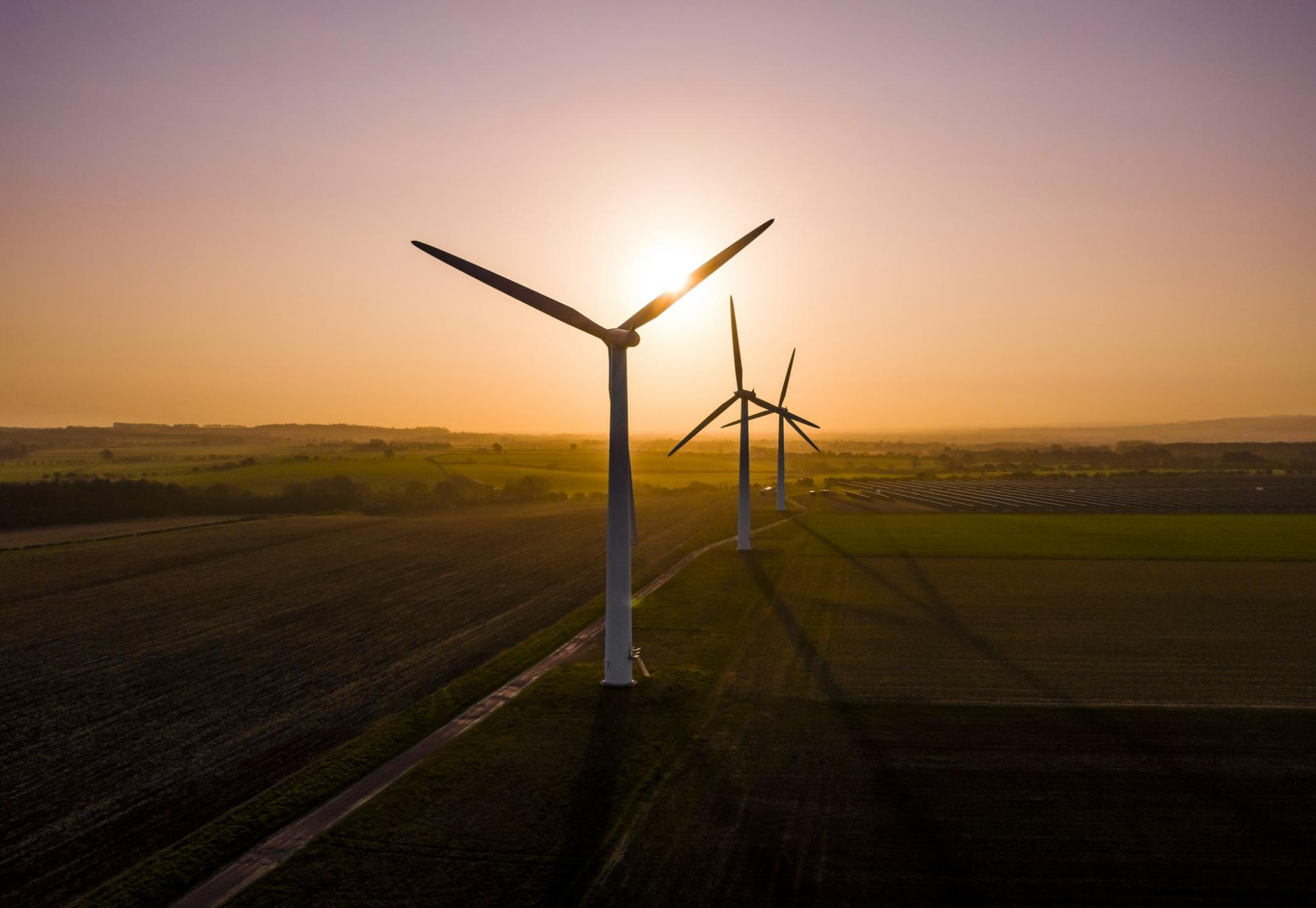 Plans to make the UK world leader in green energy announced 
