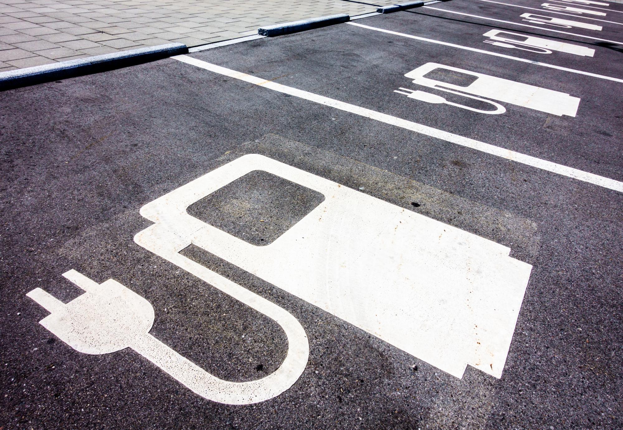 Electric vehicle charging spot