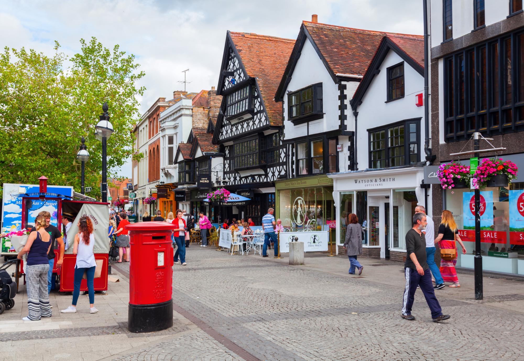 somerset west and taunton council to appoint new ceo public sector executive