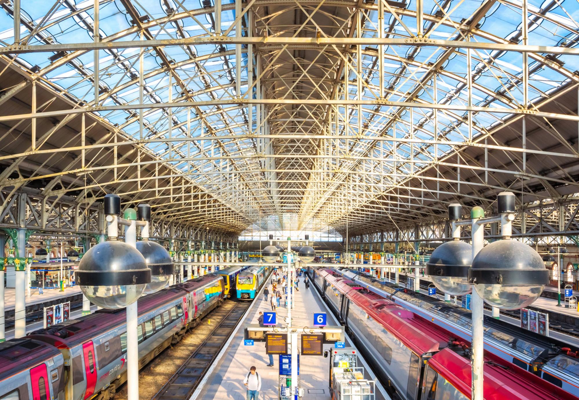 Manchester Piccadilly station