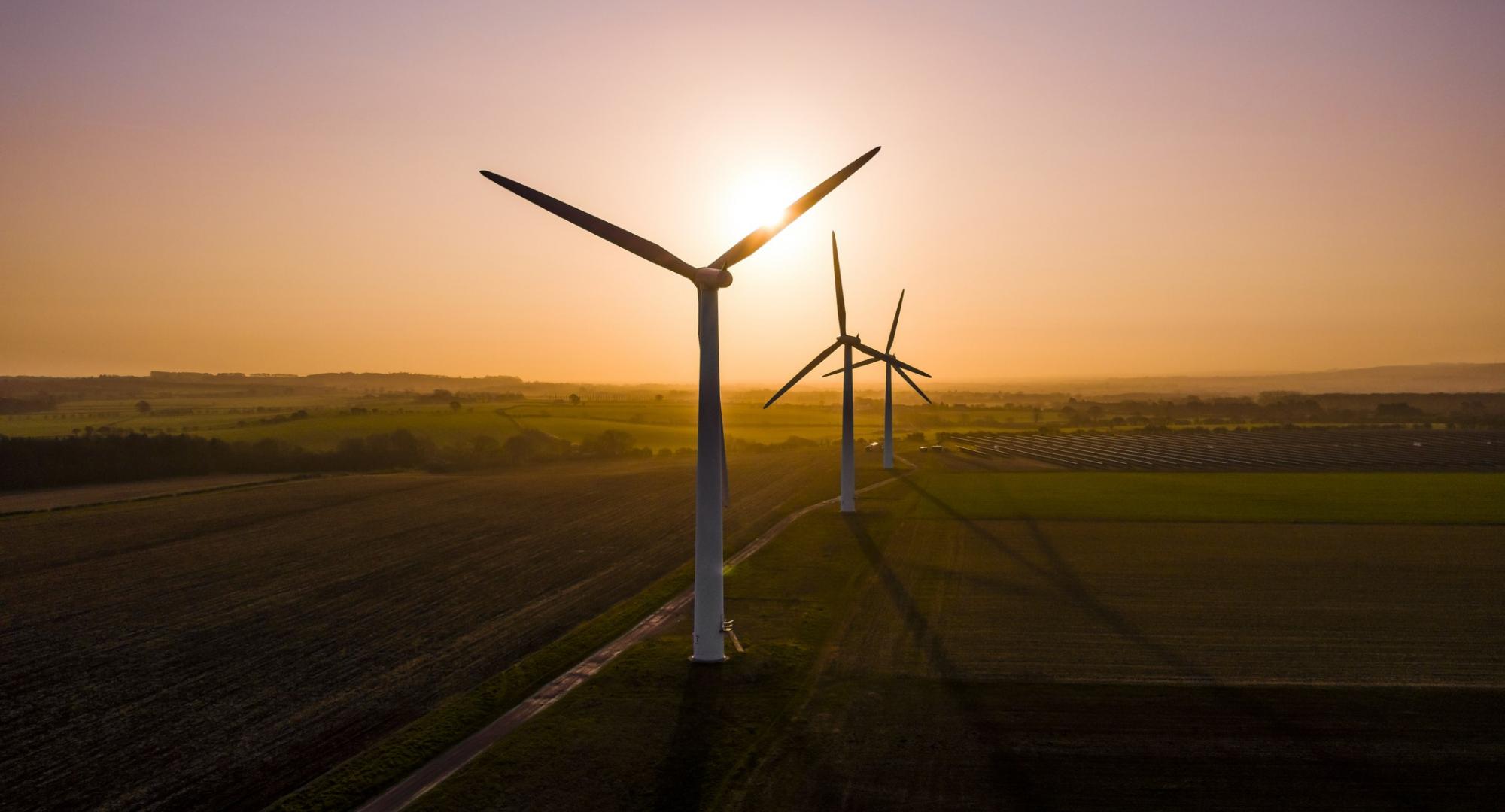 Plans to make the UK world leader in green energy announced 