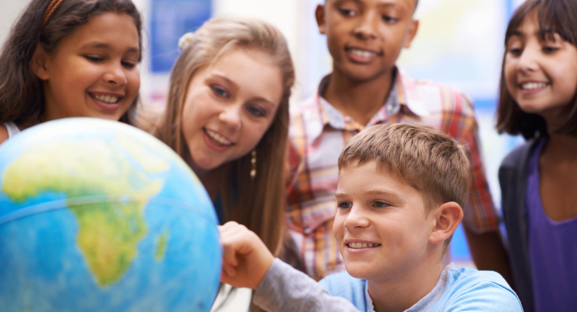 Teacher talking to young children about climate change