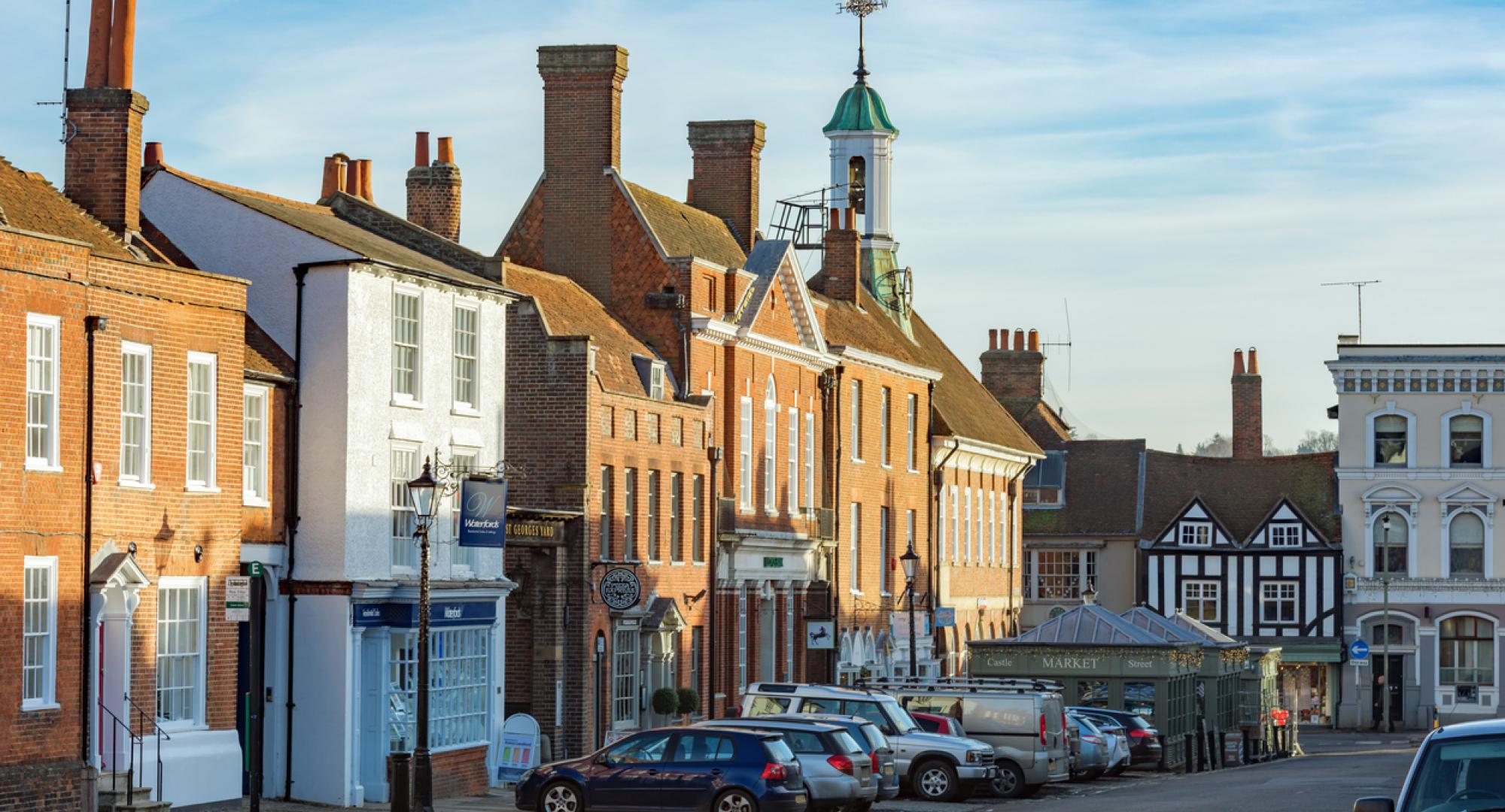 Farnham, UK. December 14th 2016. Castle Street