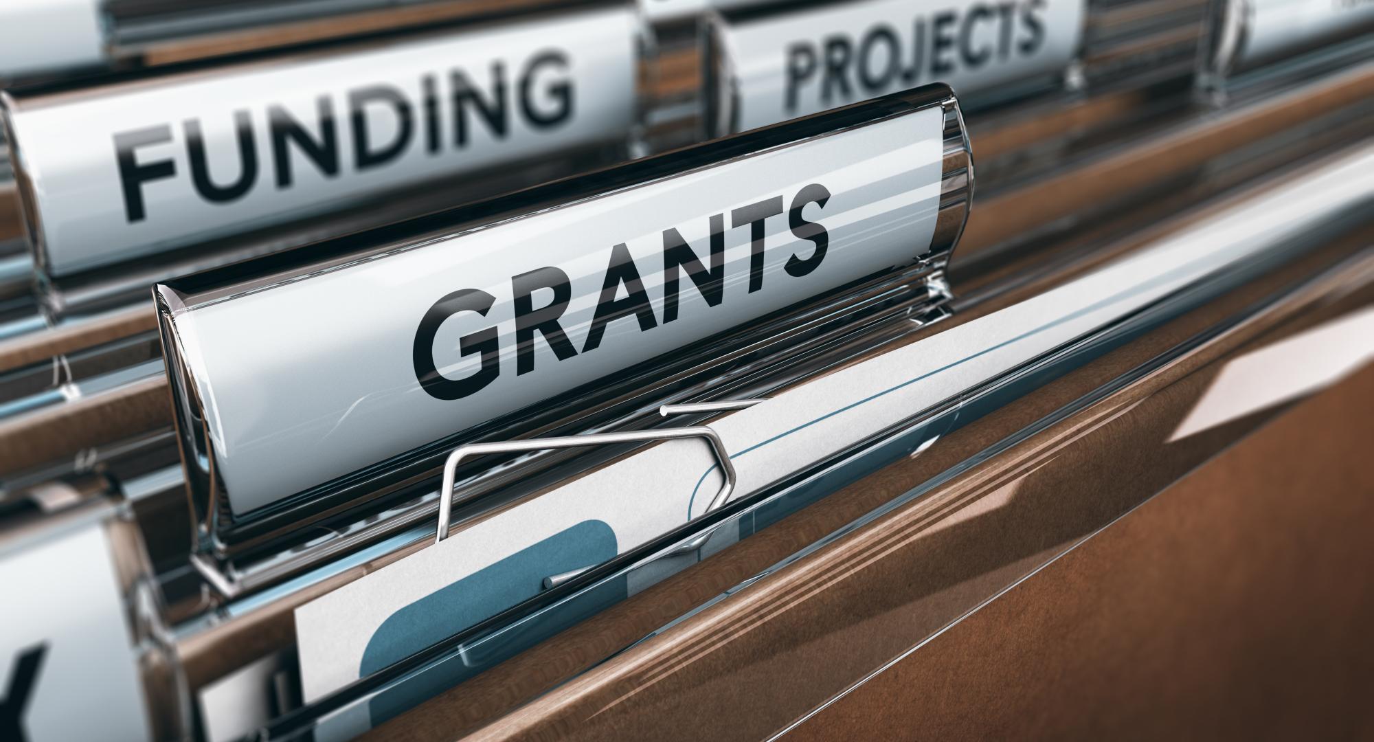 Folders labelled Grants, Funding and Projects