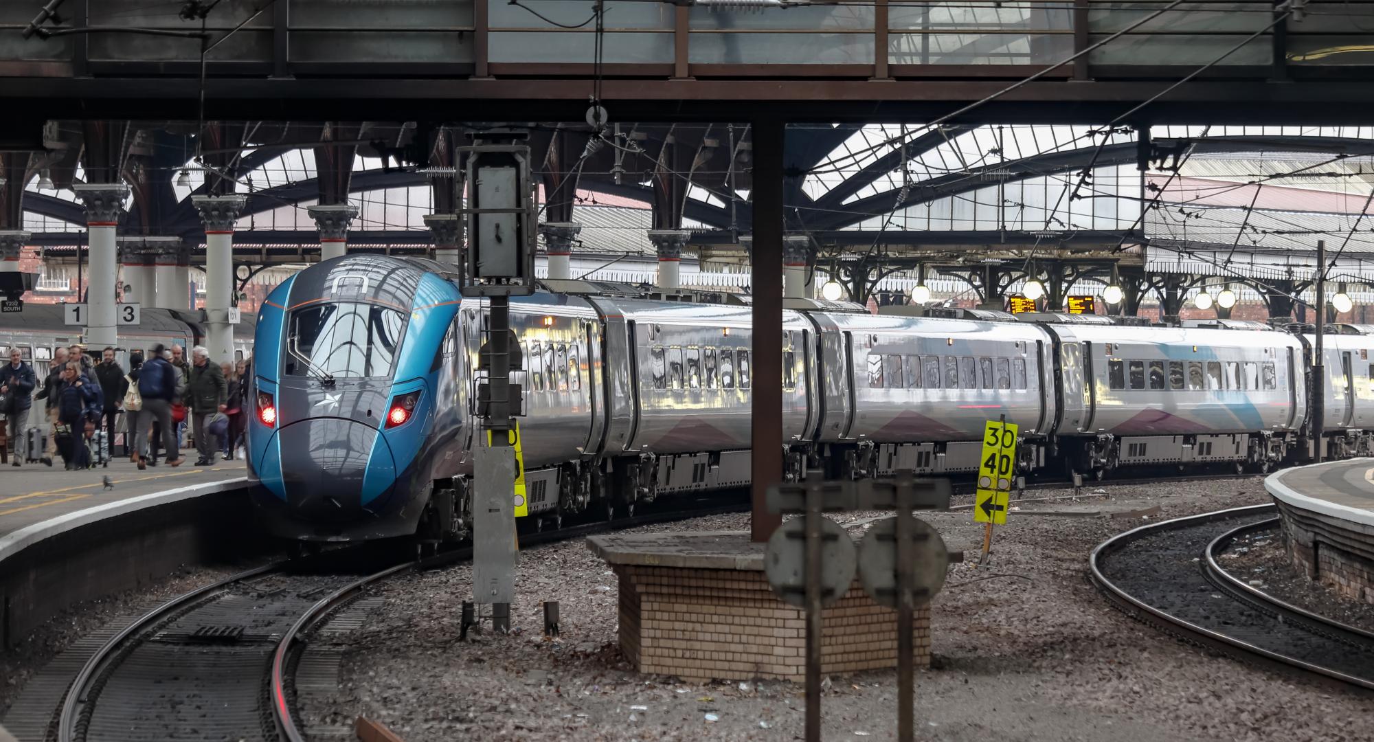 Northern powerhouse rail