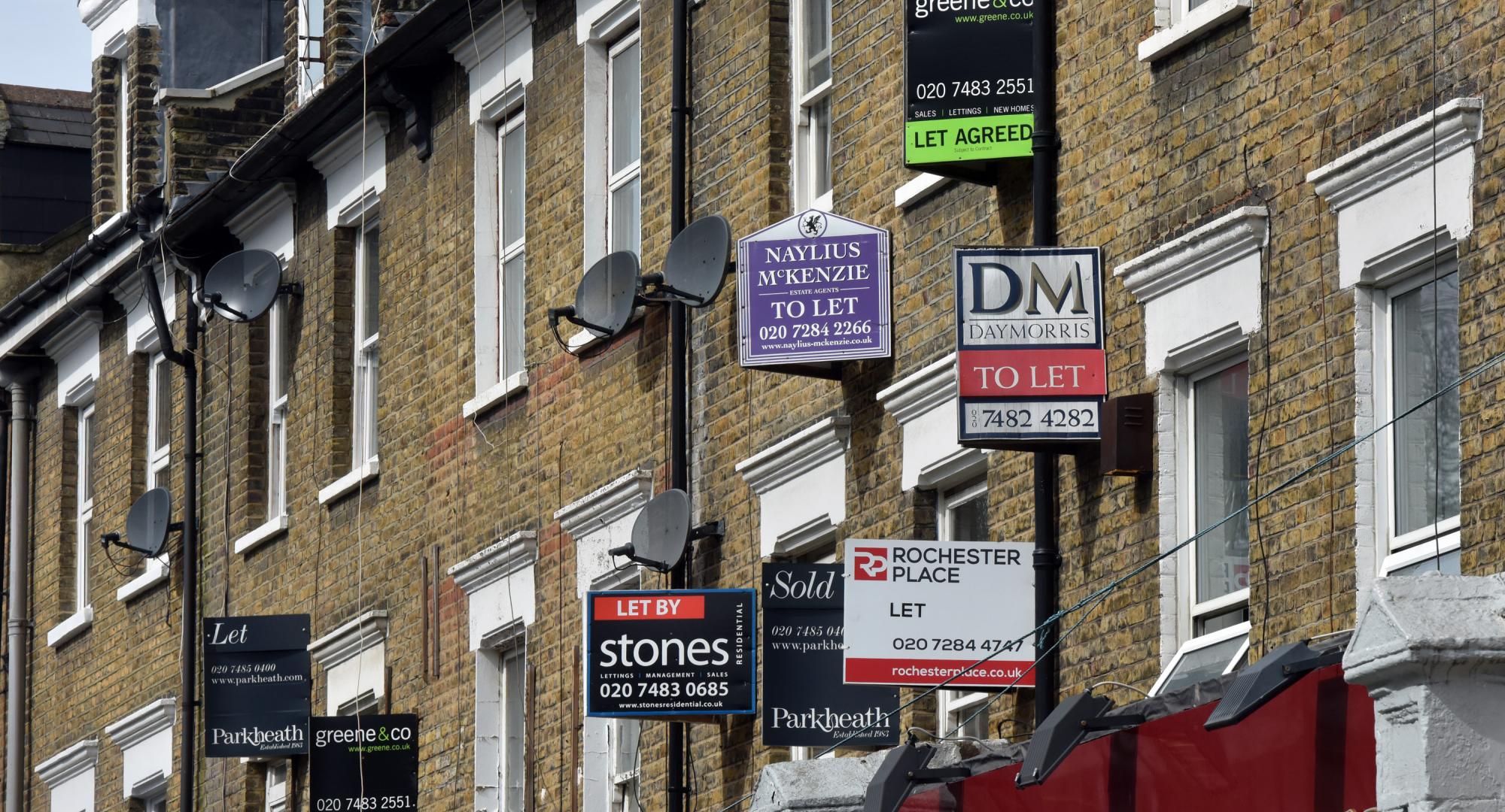 Rent signs in London