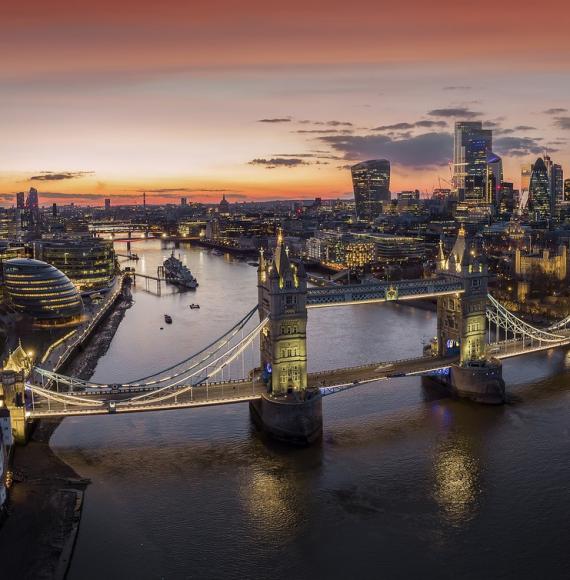 London skyline at dusk