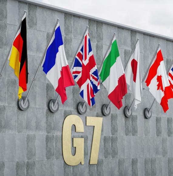 G7
