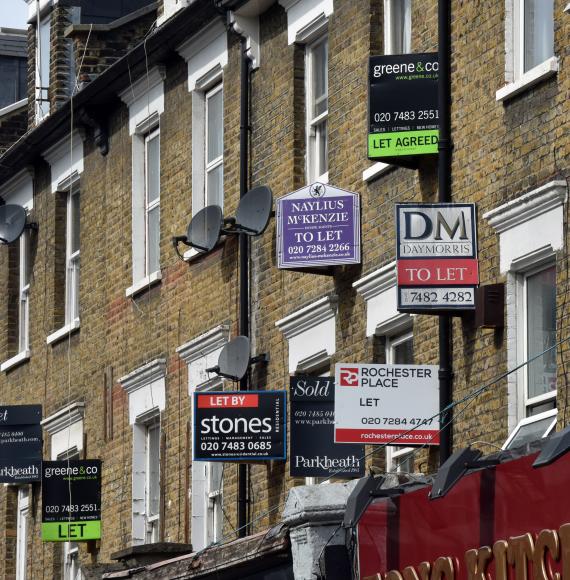 Rent signs in London