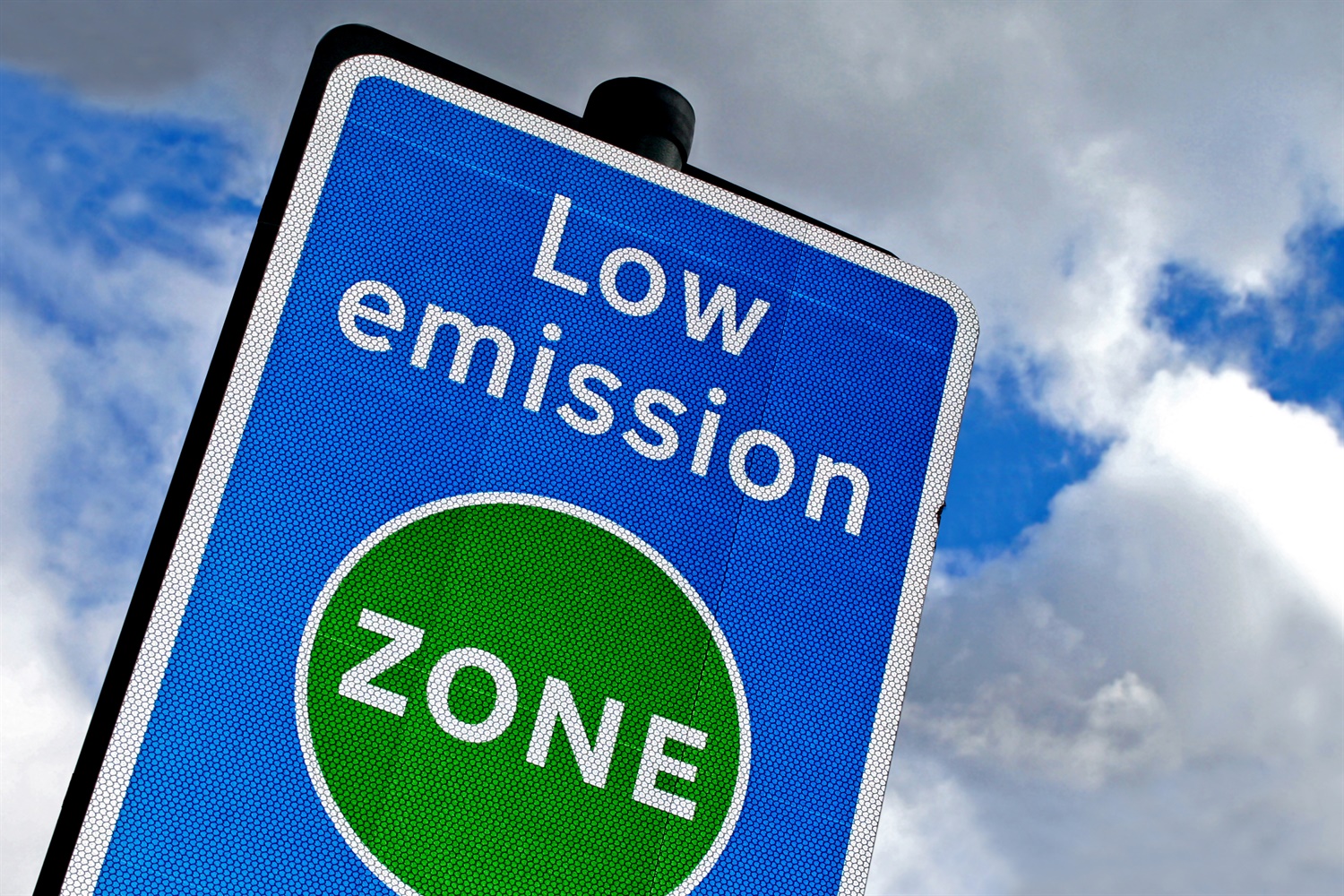 Leeds’ Clean Air Zone Plans Suspended for the foreseeable future